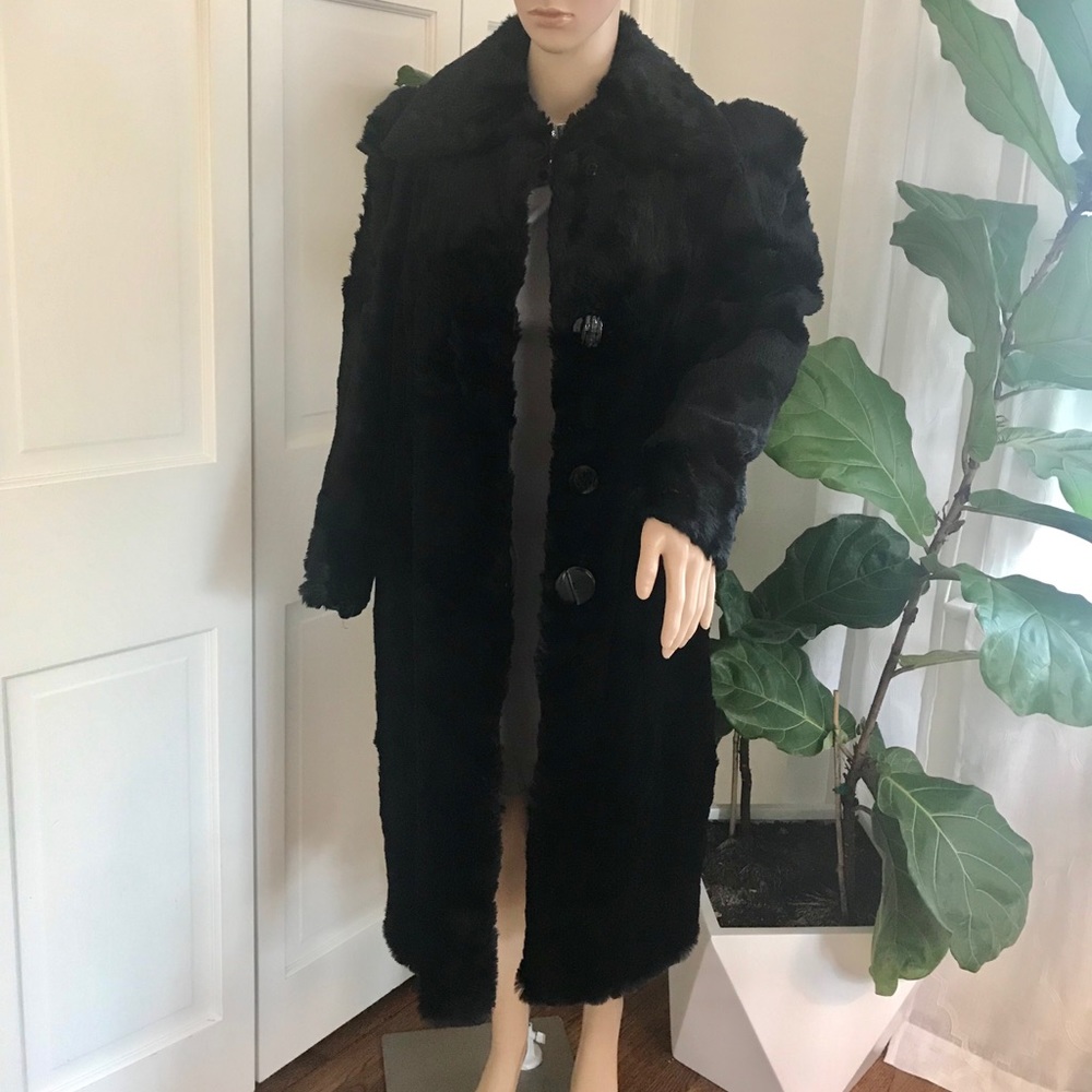 Authentic Sheared beaver coat...vintage Black